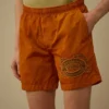 Badeshorts mit Eco-Chrome R-Grafikstickerei