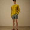 Badeshorts mit Eco-Chrome R-Grafikstickerei