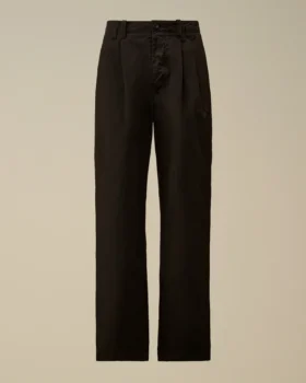 Baumwoll-Gabardine-Hose mit lockeren Abnähern