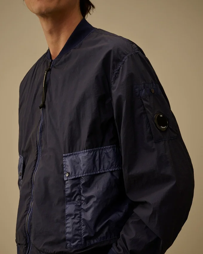 Bomberjacke mit Bi-TM-Mischgewebe-Lens