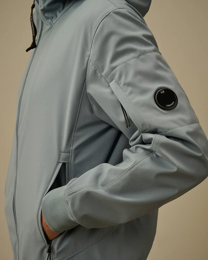 C.P. Shell-R Kapuzenjacke „Lens“