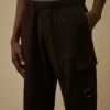 Cargo-Jogginghose aus diagonal geripptem Fleece