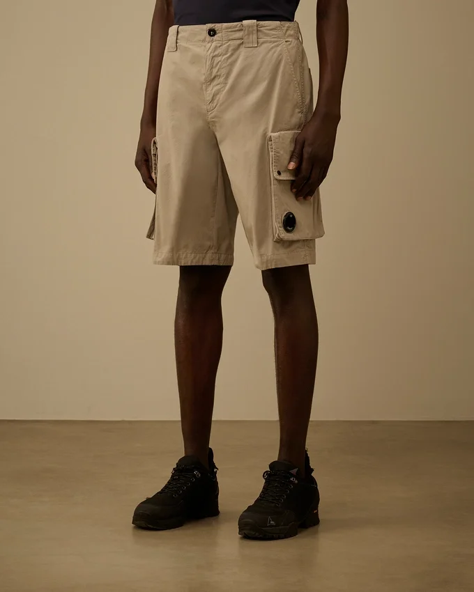 Cargo-Shorts aus Baumwoll-Gabardine mit Lens-Details