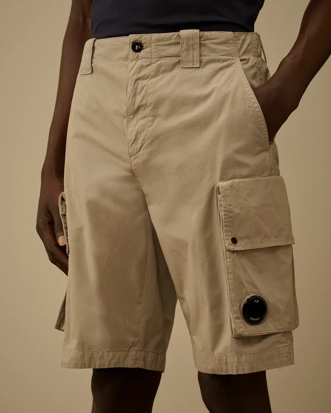 Cargo-Shorts aus Baumwoll-Gabardine mit Lens-Details