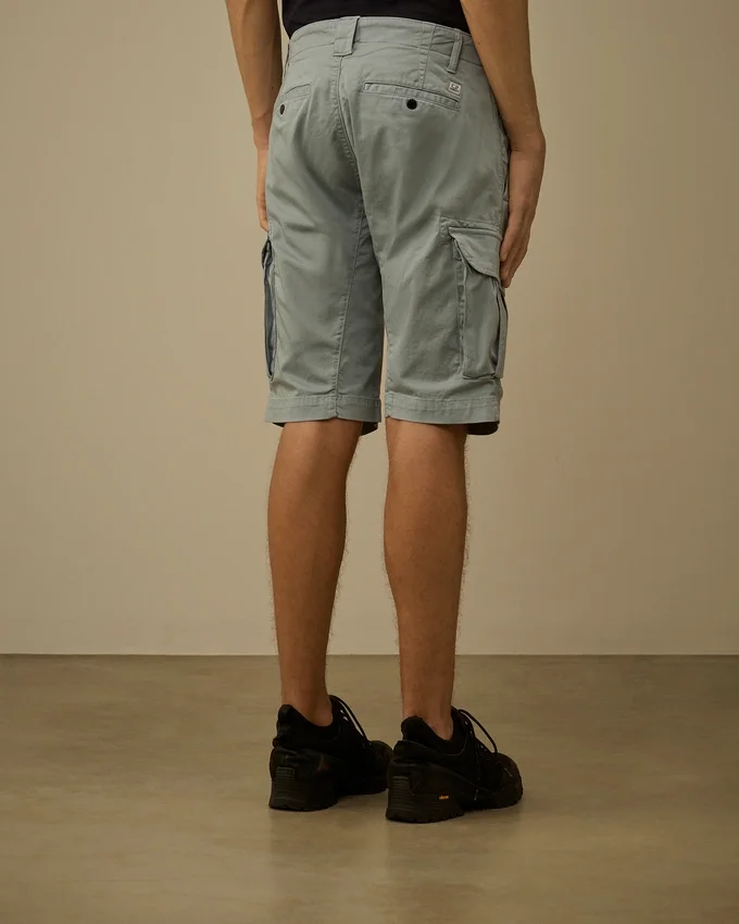Cargo-Shorts aus Stretch-Satin mit Linsen