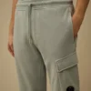 Cargo-Sweathose aus diagonal gewebtem Baumwollfleece mit Lens-Detail