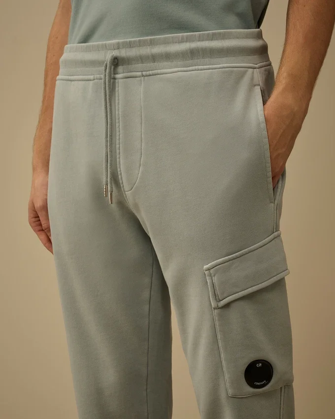 Cargo-Sweathose aus diagonal gewebtem Baumwollfleece mit Lens-Detail