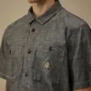 Chambray-Hemd mit kurzen Ärmeln und Knopfleiste