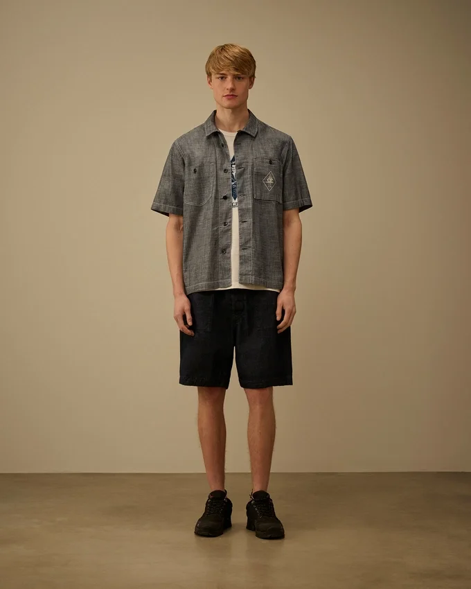Chambray-Hemd mit kurzen Ärmeln und Knopfleiste