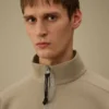 Diagonal Raised Fleece-Sweatshirt mit halbem Reißverschluss und „Lens“-Motiv