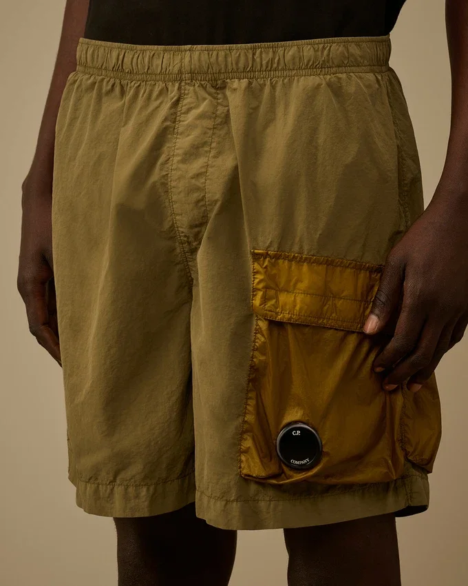 Flatt Nylon-Cargo-Badeshorts mit gemischten Linsen