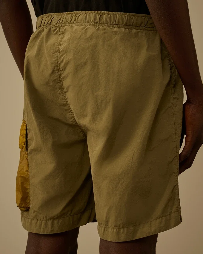Flatt Nylon-Cargo-Badeshorts mit gemischten Linsen