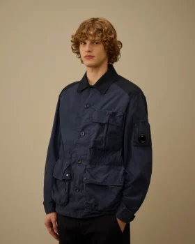 Flatt Nylon-Jacke mit gemischten Knöpfen und Linsen