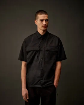 Gabardine-Kurzarmhemd mit Knopfleiste aus der Metropolis Series