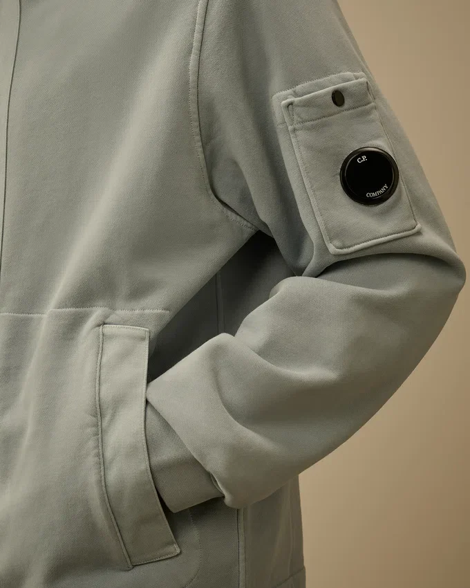Kapuzen-Sweatshirt aus Baumwoll-Diagonal-Fleece mit Reißverschluss