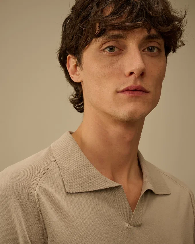 Kurzärmeliger Polo-Pullover aus Baumwollkrepp