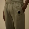 Leichte Fleece-Jogginghose mit Lens-Motiv