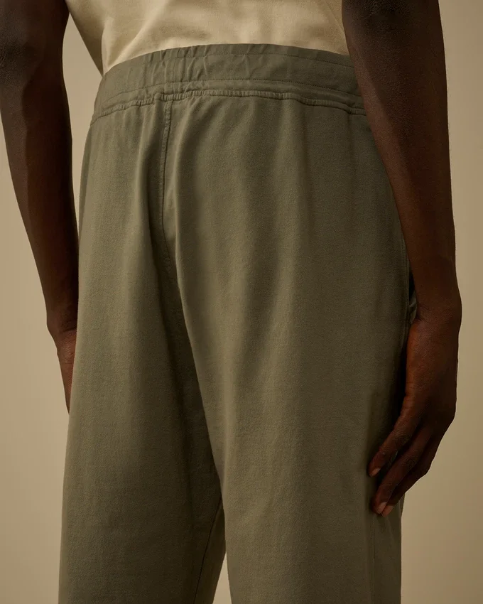 Leichte Fleece-Jogginghose mit Lens-Motiv