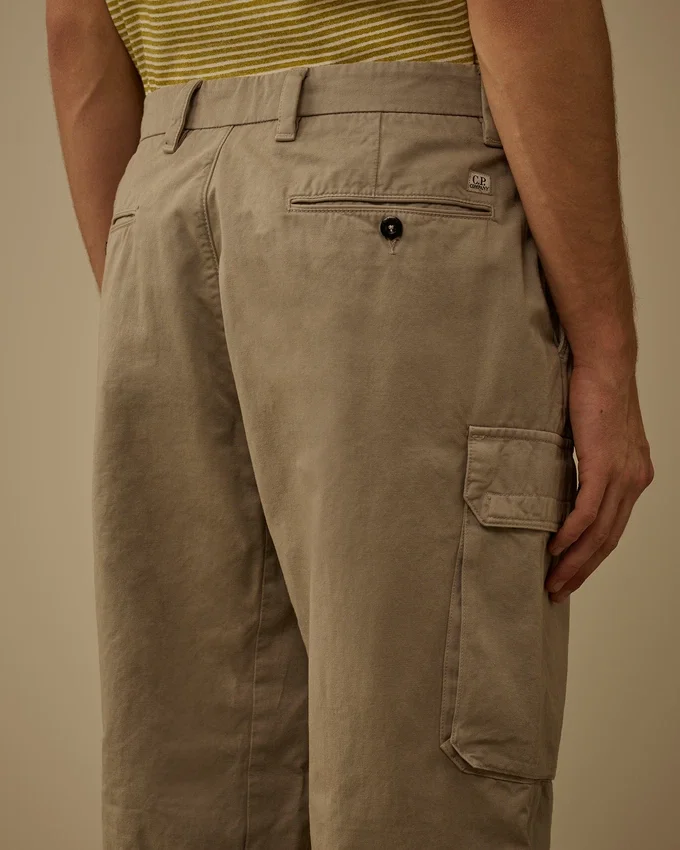 Lockere Cargohose aus Baumwollgabardine