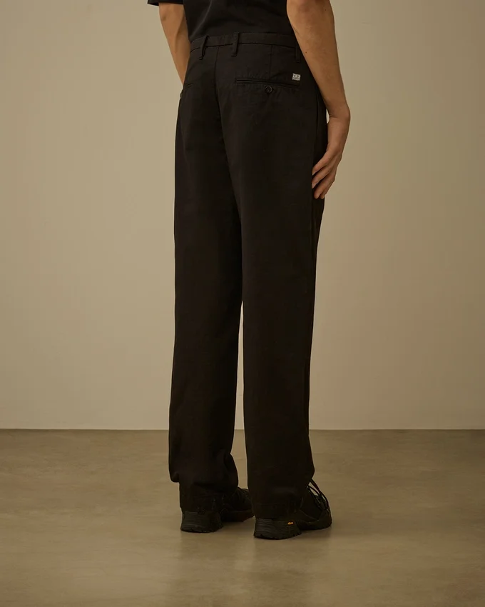 Lockere Hose aus Baumwollgabardine