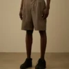Lockere Pinces-Shorts aus Baumwollgabardine