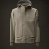 Metropolis Series: Kapuzen-Sweatshirt aus Stretch-Fleece