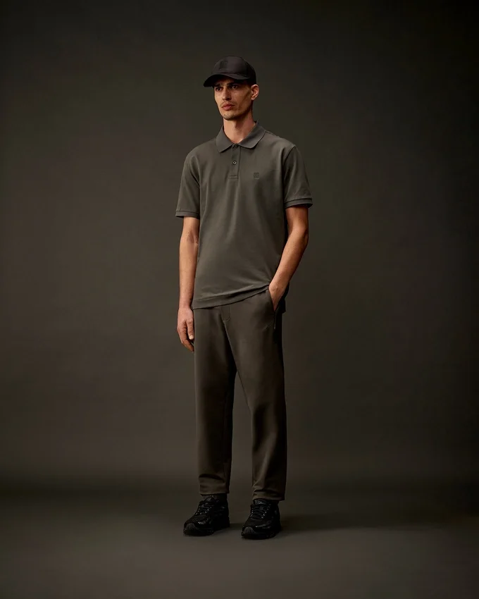 Metropolis Series: Kurzarm-Polo aus Stretch-Piqué