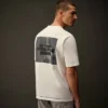Metropolis Series: Kurzarm-T-Shirt aus merzerisiertem Jersey mit aufgedrucktem Motiv