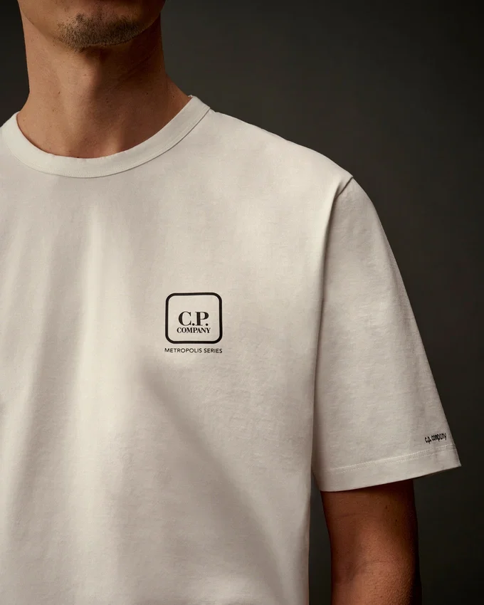 Metropolis Series: Kurzarm-T-Shirt aus merzerisiertem Jersey mit aufgedrucktem Motiv