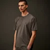 Metropolis Series: Kurzarm-T-Shirt aus merzerisiertem Jersey mit Logo auf der Brust
