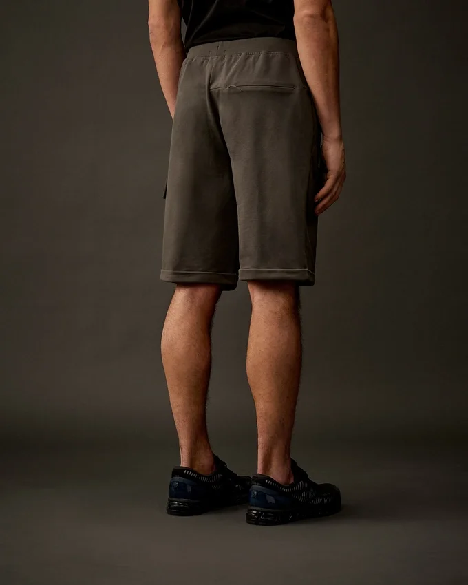 Metropolis Series Stretch-Fleece-Cargo-Sweatshorts