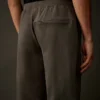 Metropolis Series Stretch-Fleece-Cargo-Sweatshorts
