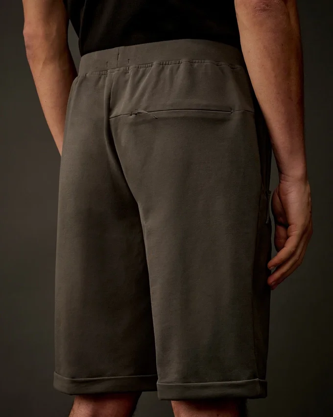 Metropolis Series Stretch-Fleece-Cargo-Sweatshorts