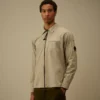 Overshirt aus Bio-Gabardine mit Reißverschluss und Lens-Fach