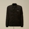 Overshirt mit Reißverschluss und Chrome-R-Grafik