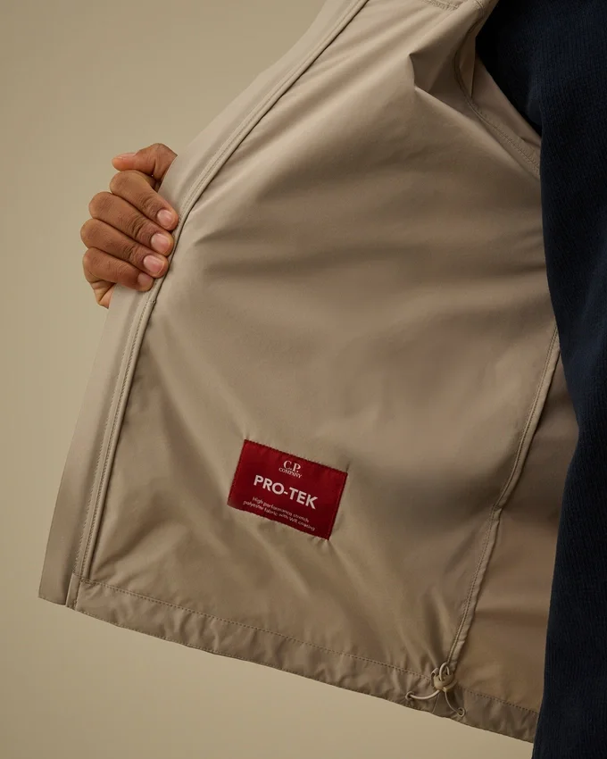 Pro-Tek Kapuzenjacke