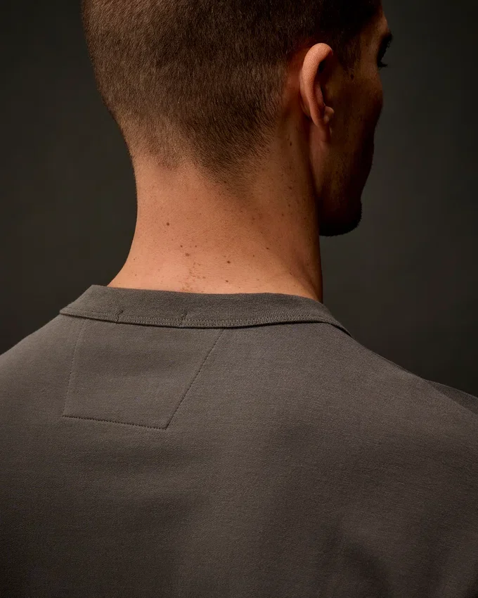 Sweatshirt mit Rundhalsausschnitt aus Stretch-Fleece der Metropolis Series