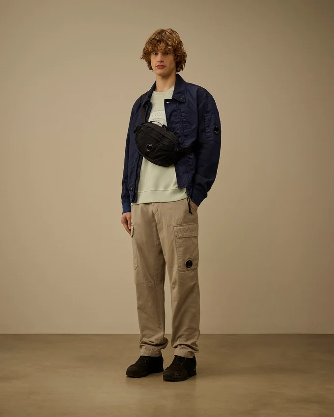 Sweatshirt mit Rundhalsausschnitt, „Boxy Logo“ und Diagonal-Fleece