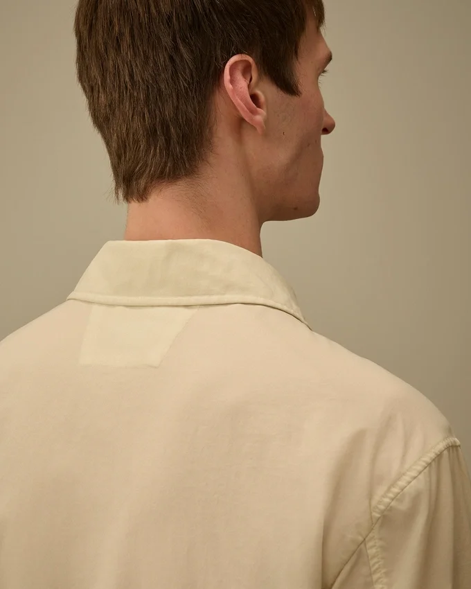 Taylon P Overshirt mit Knopf-Lens-Detail