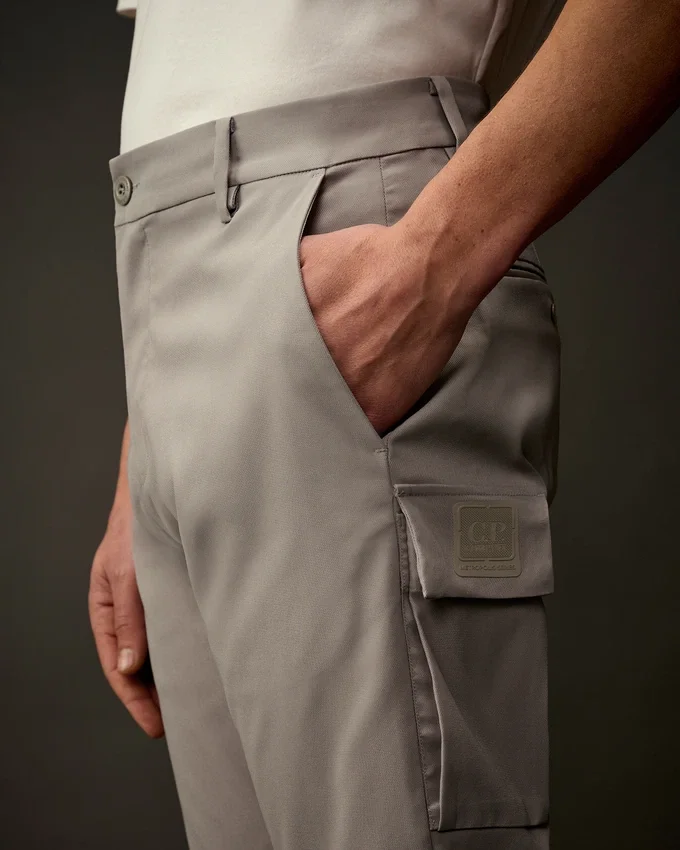 Technische Panama-Cargohose aus der Metropolis Series