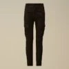 U16 Stretch-Gabardine-Cargo-Hose mit Lens-Detail