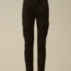 U16 Stretch-Gabardine-Cargo-Hose mit Lens-Detail