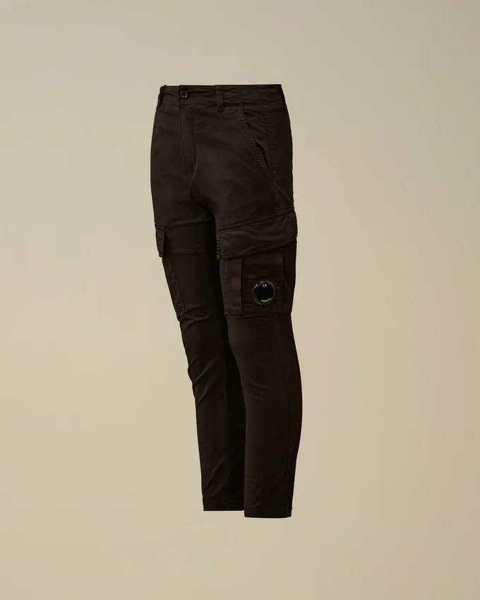 U16 Stretch-Gabardine-Cargo-Hose mit Lens-Detail