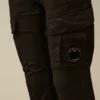 U16 Stretch-Gabardine-Cargo-Hose mit Lens-Detail