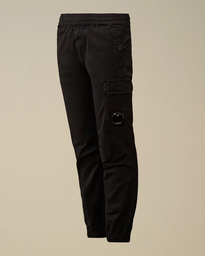 U16 Stretch-Gabardine-Cargo-Sweathose mit Lens-Detail